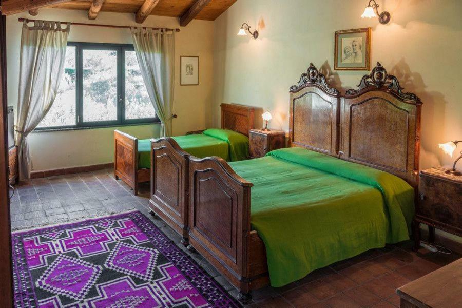 Bed And Breakfast Il Glicine Piedimonte Etneo Kültér fotó